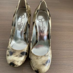 Jessica Simpson animal print heels - size 6
